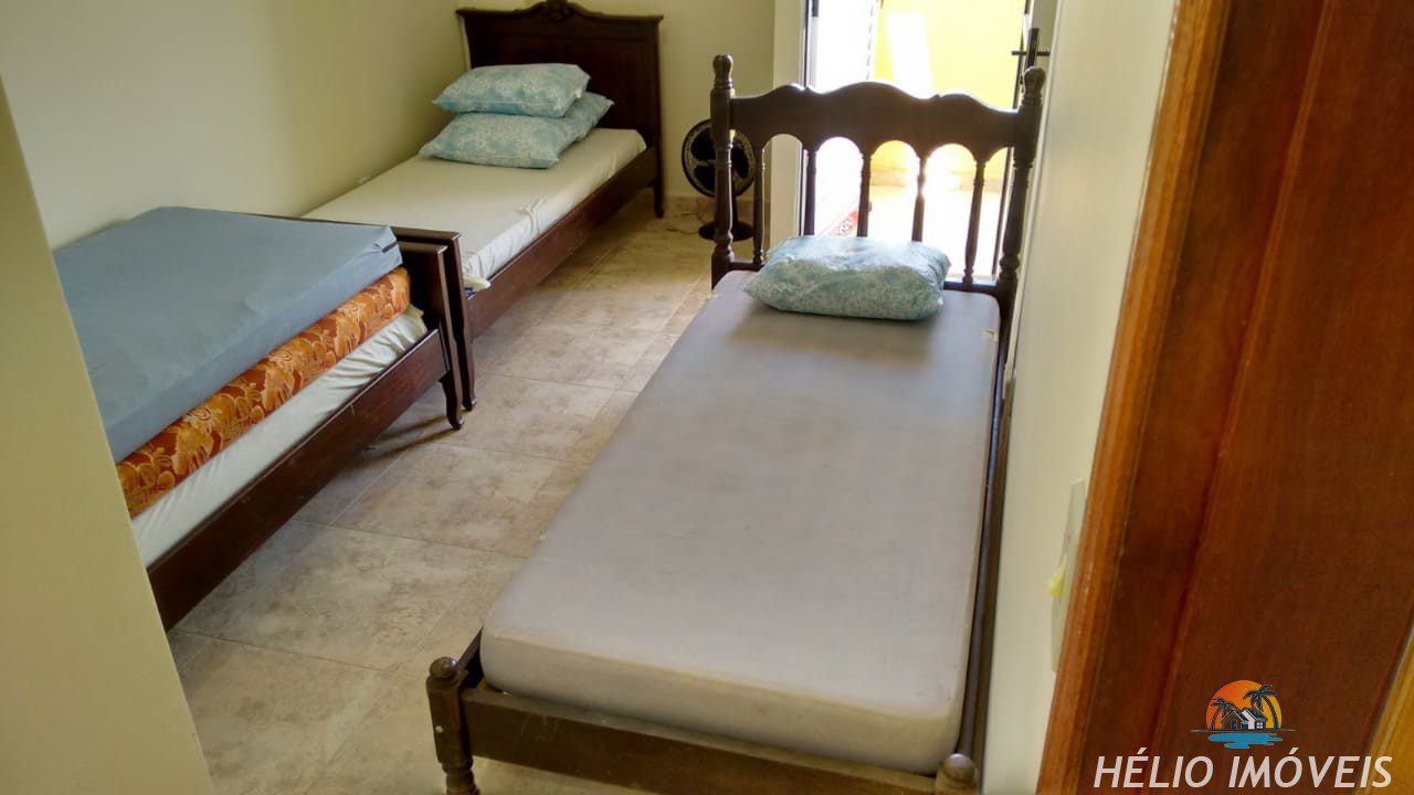 1b024f04-e875-4a8b-990a-cc2fdb7524bf