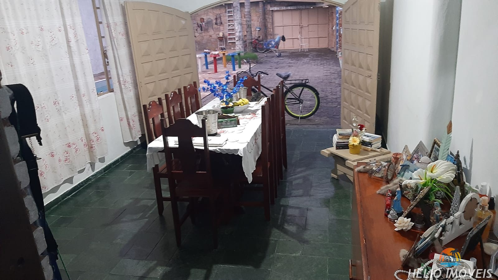 3b4bb6ed-a986-4c7b-9330-f2bd03cfd9c1