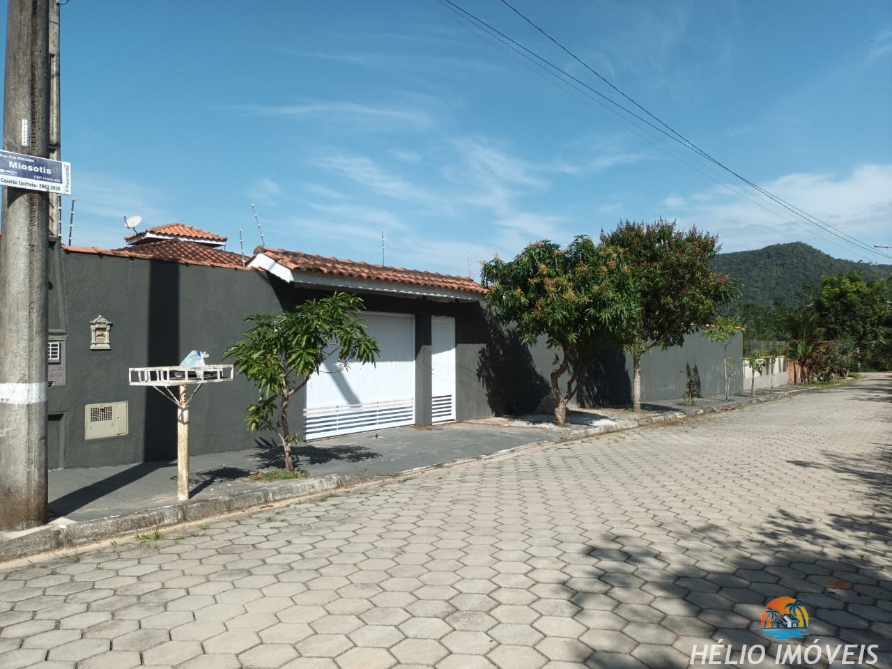 e1f37c8d-847c-4faf-9bbc-bca18d182371